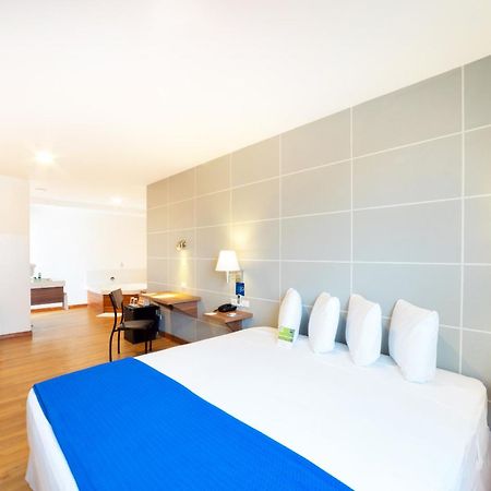 Lp Equipetrol Hotel Santa Cruz de La Sierra Bagian luar foto